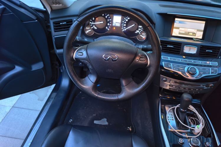 Used Infiniti Q70 2017 Q70L 2.5L Elite Edition Steering Wheel