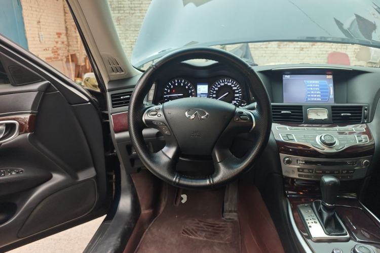 Used Infiniti Q70 2017 Q70L 2.5L Enjoyment Edition Steering Wheel