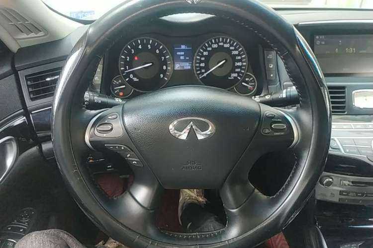 Used Infiniti Q70 2017 Q70L 2.5L Elite Edition Steering Wheel