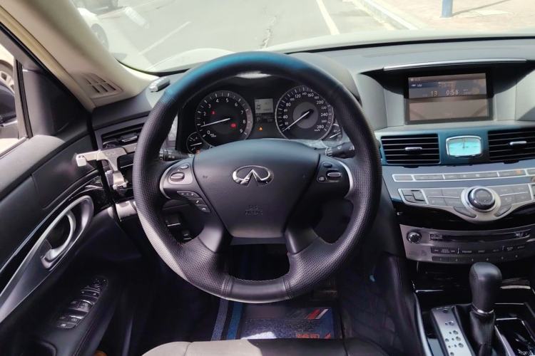 Used Infiniti Q70 2017 Q70L 2.5L Elite Edition Steering Wheel