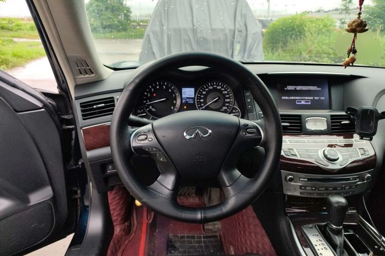 Used Infiniti Q70 2017 Q70L 2.5L Enjoyment Edition Steering Wheel