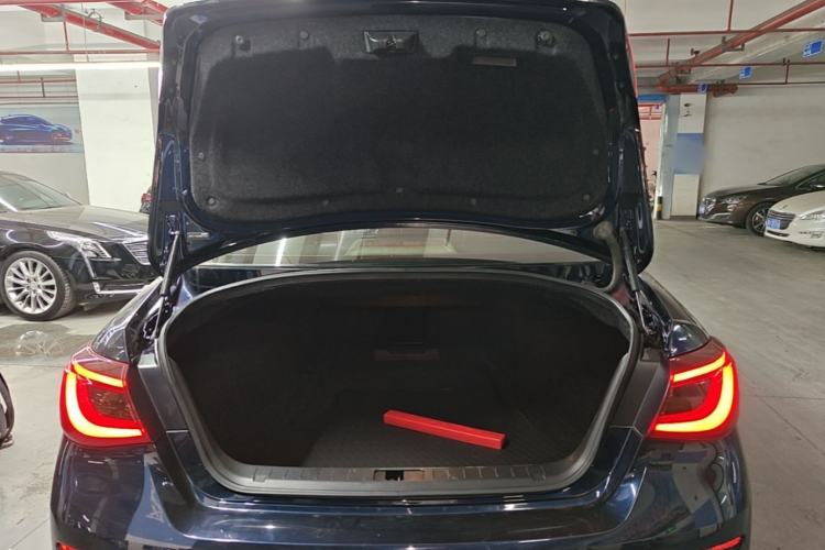 Used Infiniti Q70 2017 Q70L 2.5L Elite Edition Trunk