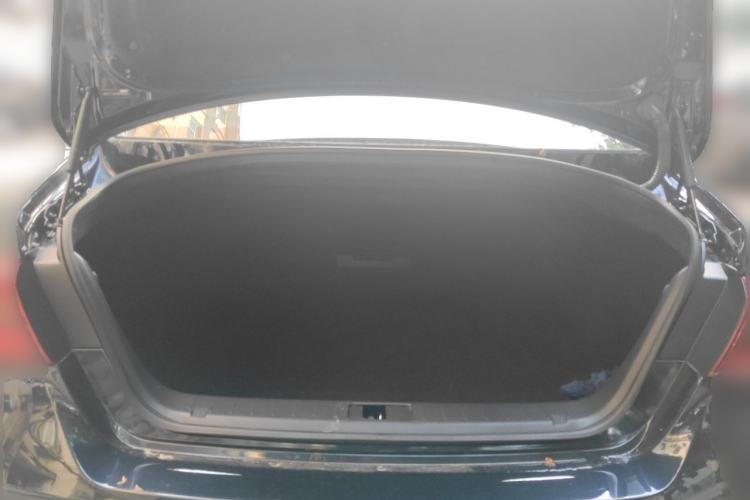 Used Infiniti Q70 2017 Q70L 2.5L Elite Edition Trunk