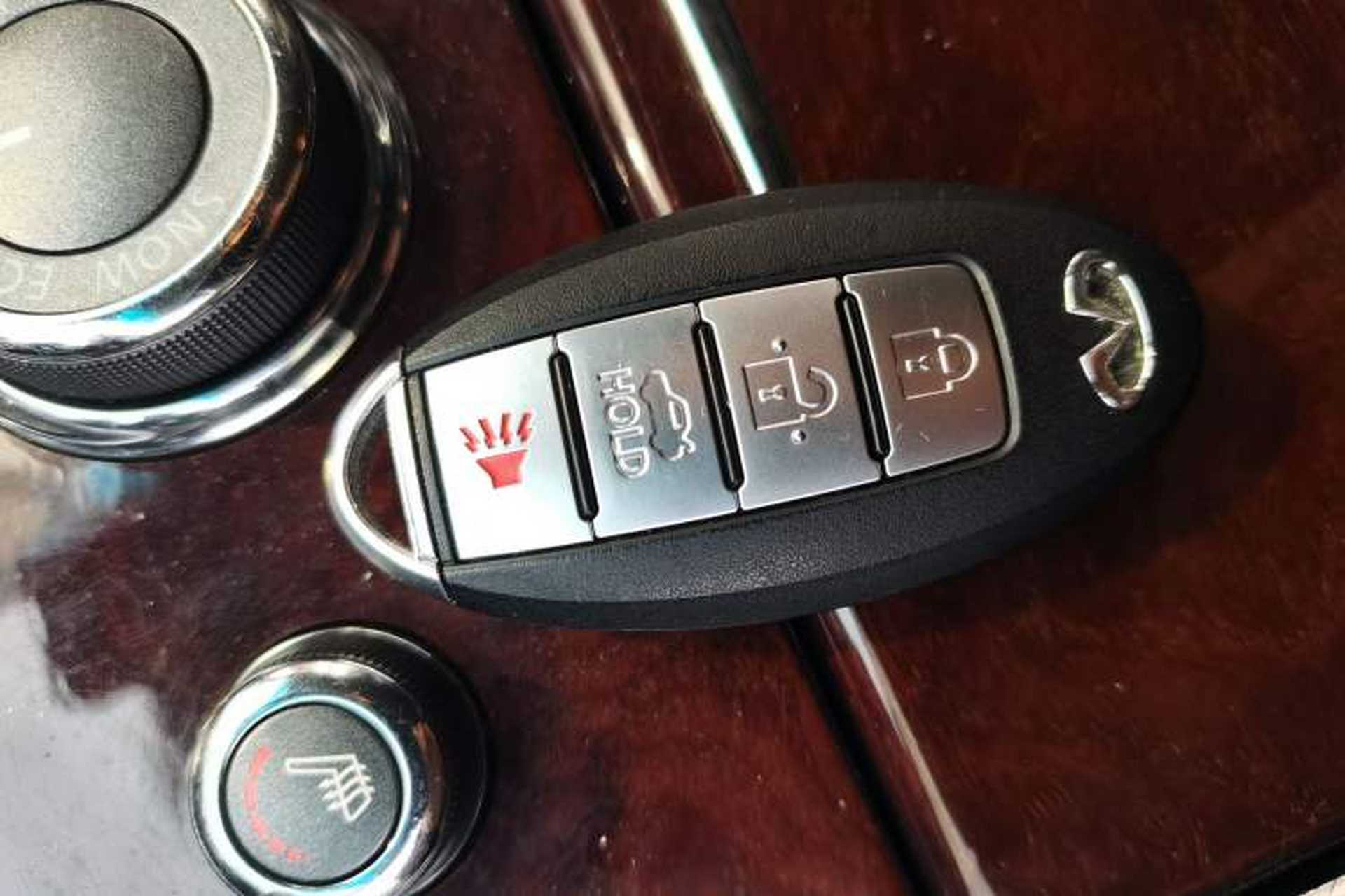 Used Infiniti Q70 2017 Q70L 2.5L Enjoyment Edition Vehicle Key