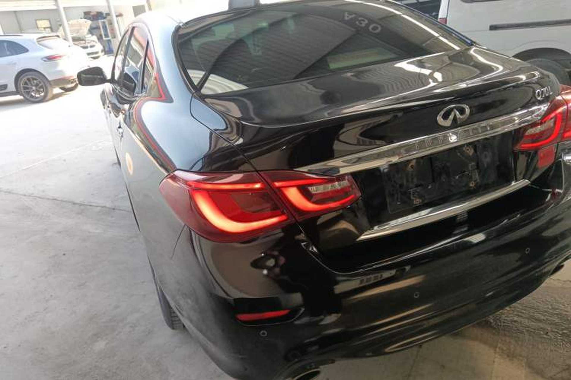 Used Infiniti Q70 2017 Q70L 2.5L Elite Edition Exterior 2
