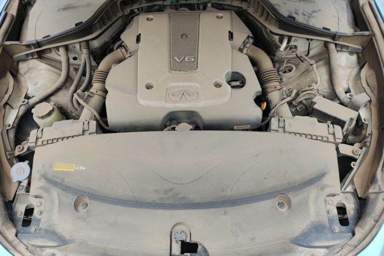 Used Infiniti Q70 2017 Q70L 2.5L Elite Edition Engine Bay