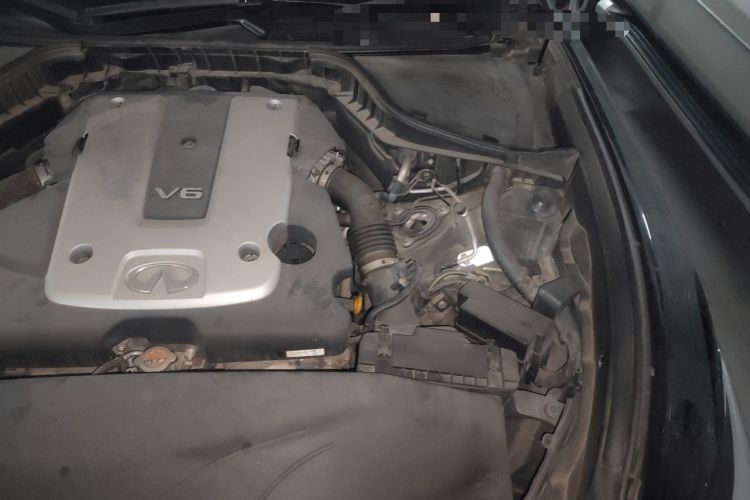 Used Infiniti Q70 2017 Q70L 2.5L Enjoyment Edition Engine Bay Left