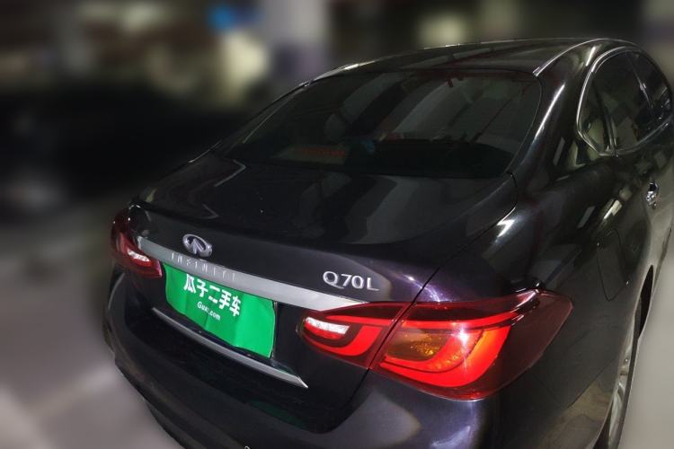 Used Infiniti Q70 2017 Q70L 2.5L Enjoyment Edition Exterior 4