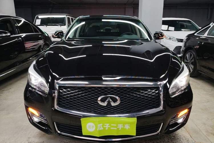 Used Infiniti Q70 2017 Q70L 2.5L Elite Edition Front