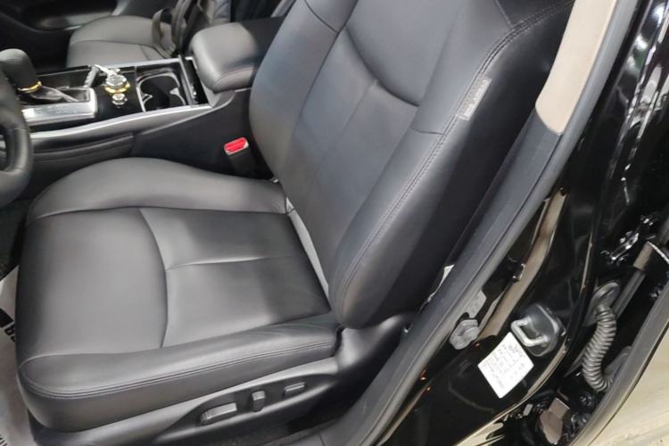 Used Infiniti Q70 2017 Q70L 2.5L Elite Edition Left Front Seat