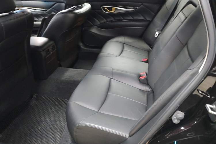 Used Infiniti Q70 2017 Q70L 2.5L Elite Edition Left Rear Seat