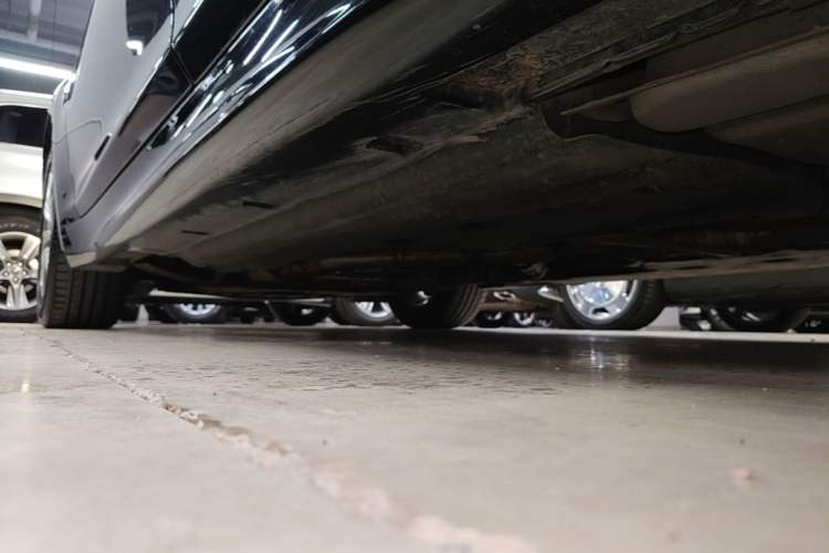 Used Infiniti Q70 2017 Q70L 2.5L Elite Edition Left Side Sill