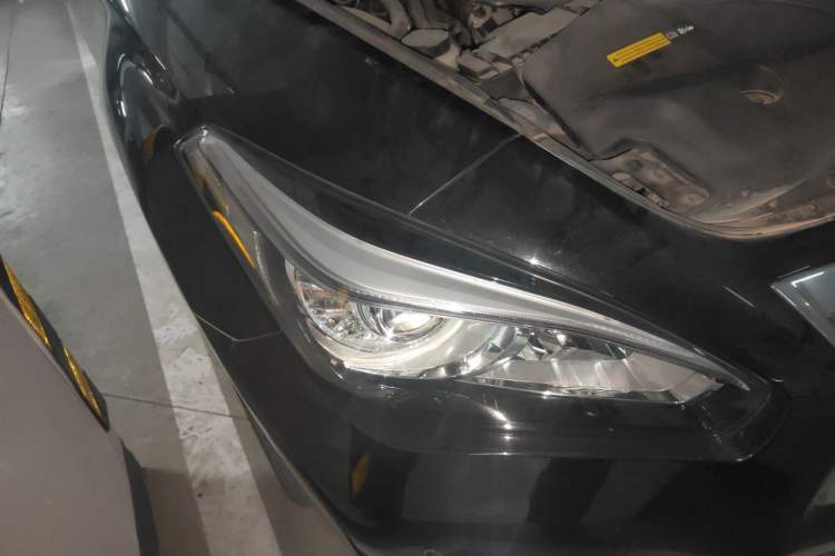 Used Infiniti Q70 2017 Q70L 2.5L Enjoyment Edition Right Front Headlight