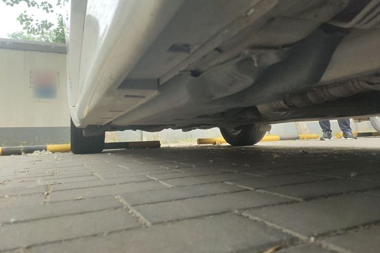 Used Infiniti Q70 2017 Q70L 2.5L Elite Edition Chassis Front Right