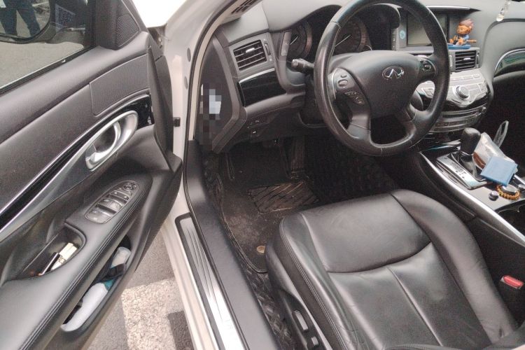Used Infiniti Q70 2017 Q70L 2.5L Elite Edition Driver Seat