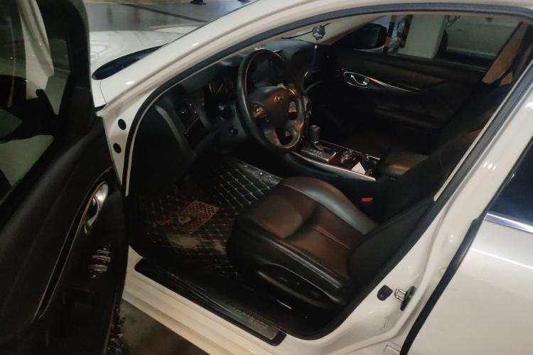 Used Infiniti Q70 2017 Q70L 2.5L Enjoyment Edition Driver Seat