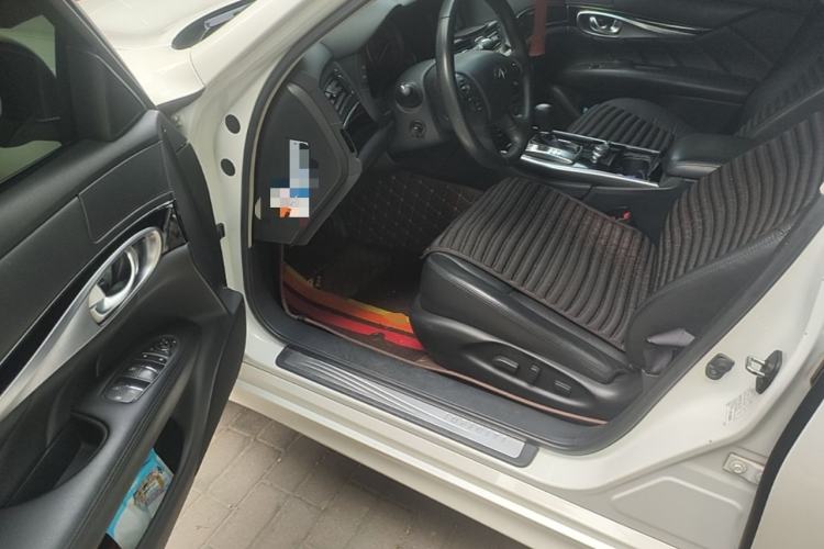 Used Infiniti Q70 2017 Q70L 2.5L Elite Edition Driver Seat
