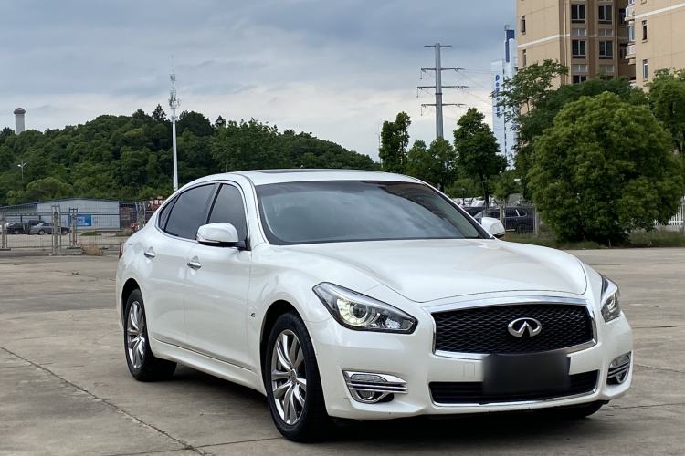 Used Infiniti Q70 2017 Q70L 2.5L Elite Edition Exterior 4