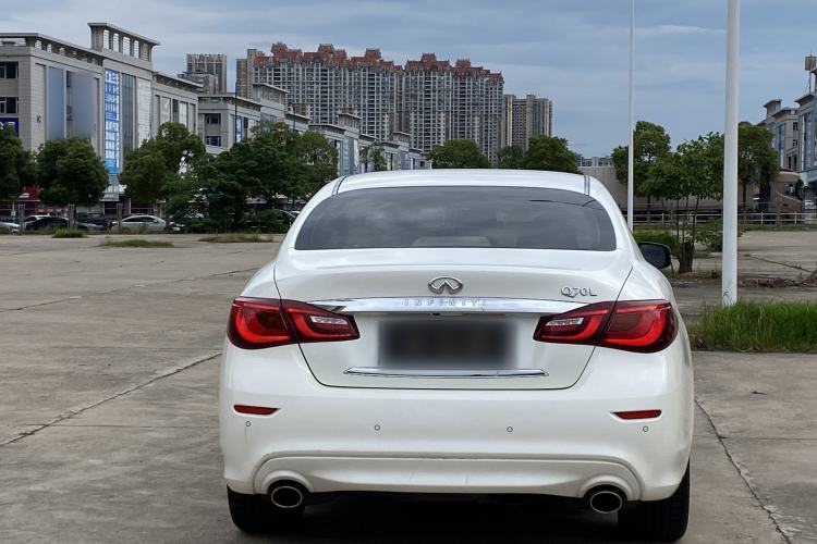 Used Infiniti Q70 2017 Q70L 2.5L Elite Edition Exterior 6