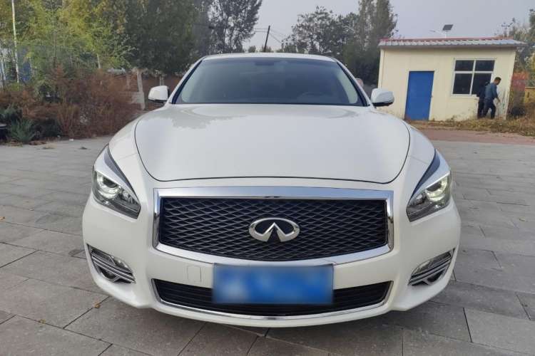 Used Infiniti Q70 2017 Q70L 2.5L Elite Edition Front
