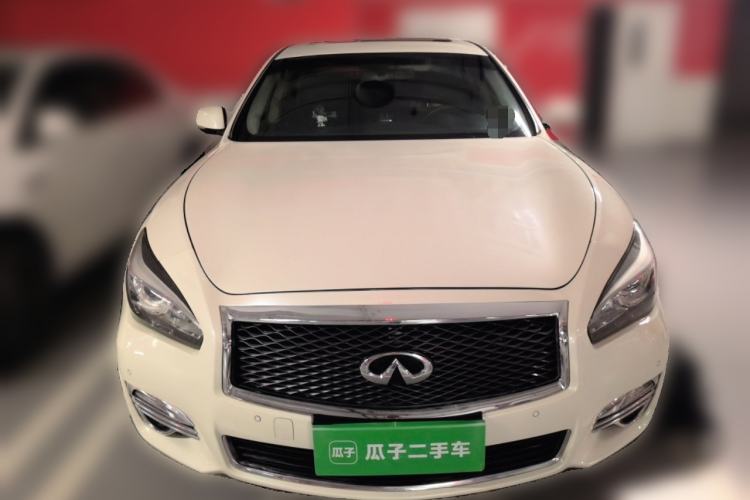 Used Infiniti Q70 2017 Q70L 2.5L Enjoyment Edition Front