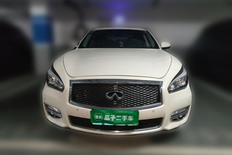 Used Infiniti Q70 2017 Q70L 2.5L Enjoyment Edition Front