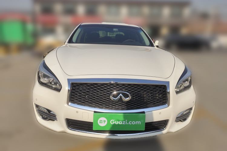 Used Infiniti Q70 2017 Q70L 2.5L Enjoyment Edition Front