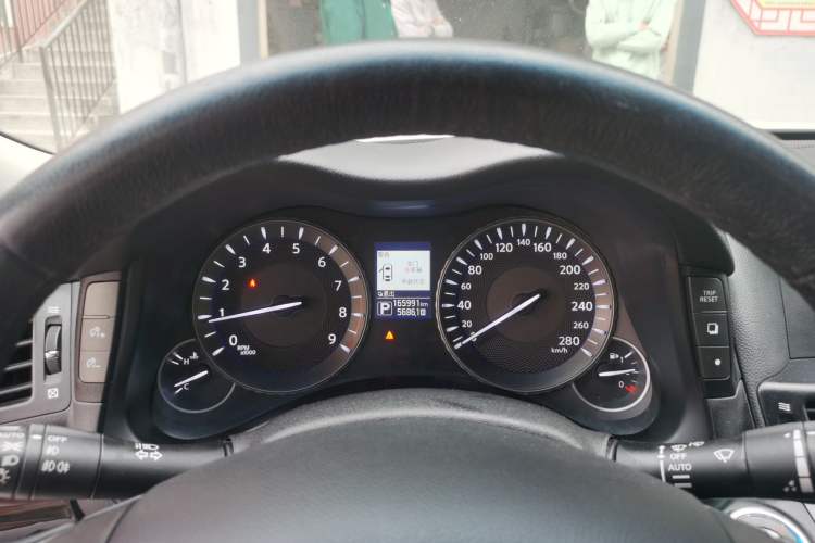 Used Infiniti Q70 2017 Q70L 2.5L Elite Edition Instrument Cluster