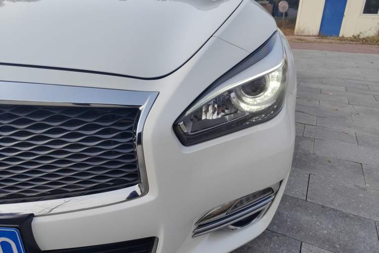 Used Infiniti Q70 2017 Q70L 2.5L Elite Edition Left Front Headlight