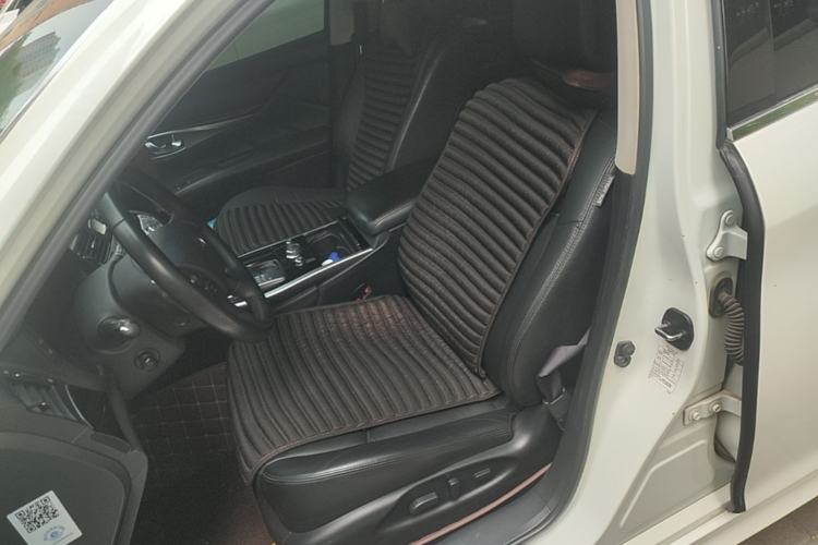 Used Infiniti Q70 2017 Q70L 2.5L Elite Edition Left Front Seat