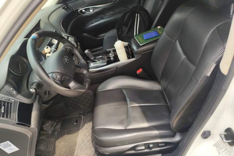 Used Infiniti Q70 2017 Q70L 2.5L Elite Edition Left Front Seat