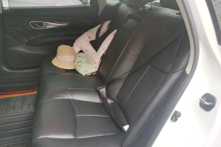 Used Infiniti Q70 2017 Q70L 2.5L Elite Edition Left Rear Seat