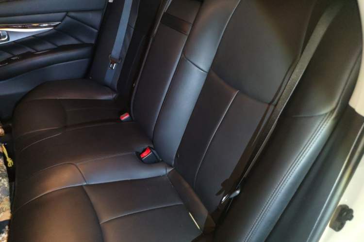 Used Infiniti Q70 2017 Q70L 2.5L Enjoyment Edition Left Rear Seat