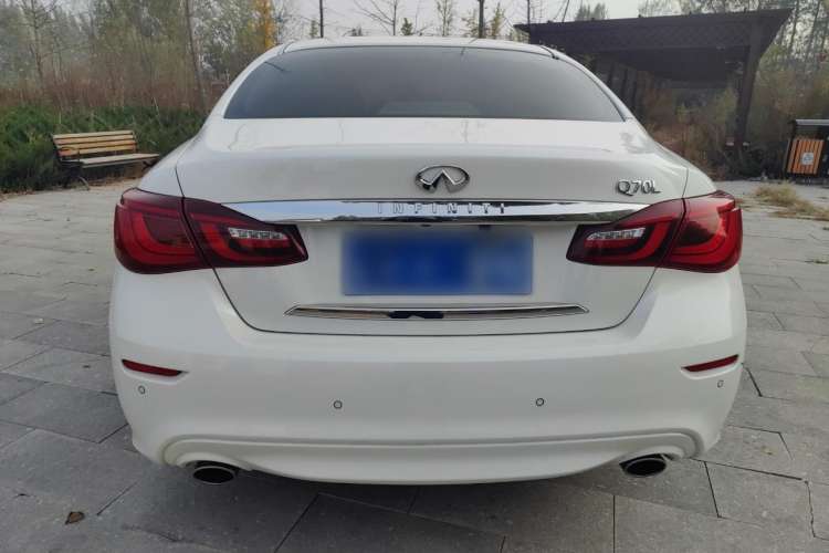 Used Infiniti Q70 2017 Q70L 2.5L Elite Edition Rear