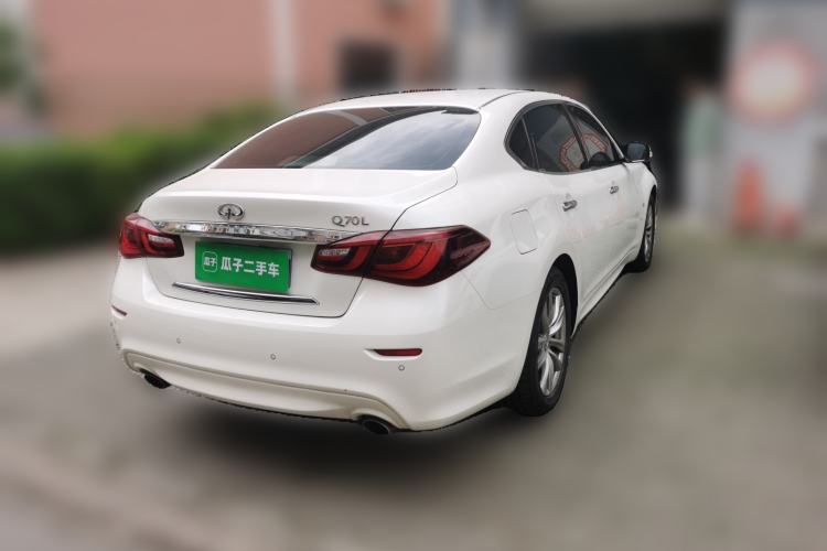 Used Infiniti Q70 2017 Q70L 2.5L Elite Edition Rear Right 45 Deg