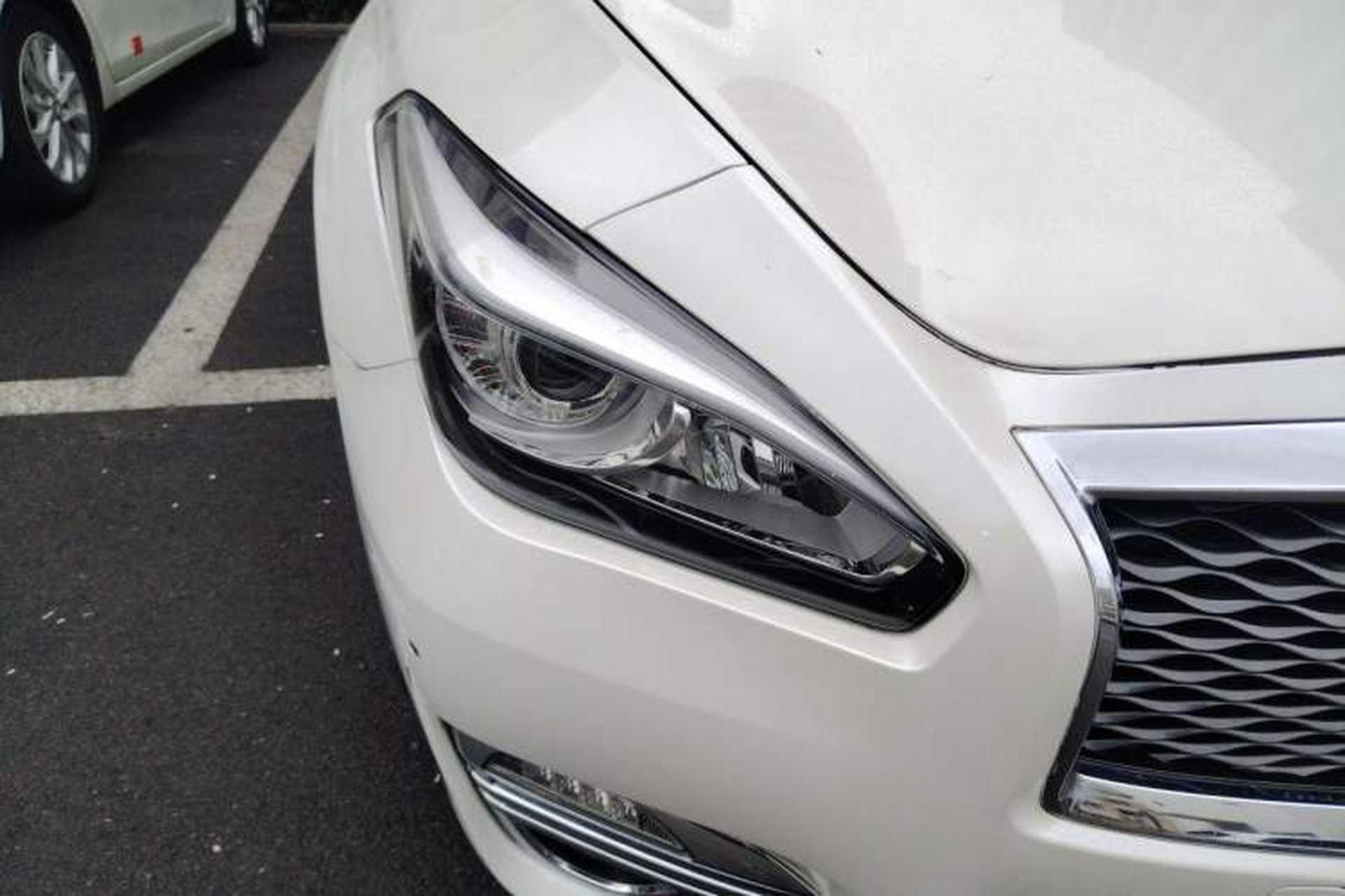 Used Infiniti Q70 2017 Q70L 2.5L Elite Edition Right Front Headlight