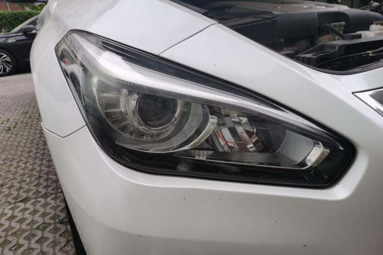 Used Infiniti Q70 2017 Q70L 2.5L Elite Edition Right Front Headlight