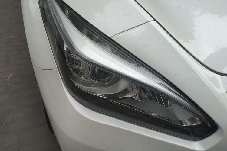Used Infiniti Q70 2017 Q70L 2.5L Elite Edition Right Front Headlight