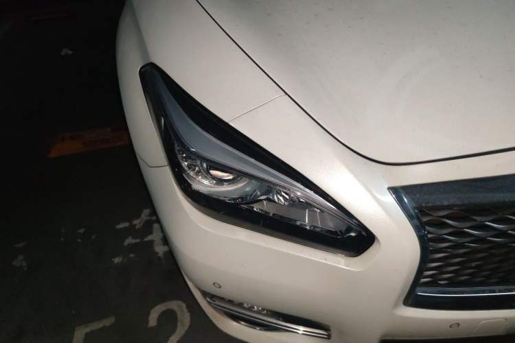 Used Infiniti Q70 2017 Q70L 2.5L Enjoyment Edition Right Front Headlight