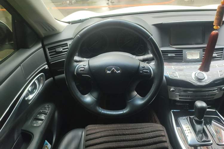 Used Infiniti Q70 2017 Q70L 2.5L Elite Edition Steering Wheel