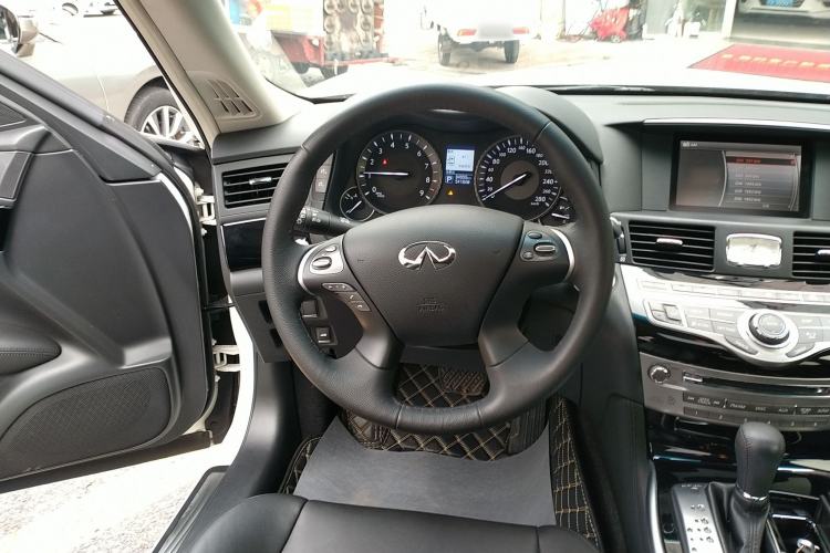 Used Infiniti Q70 2017 Q70L 2.5L Elite Edition Steering Wheel