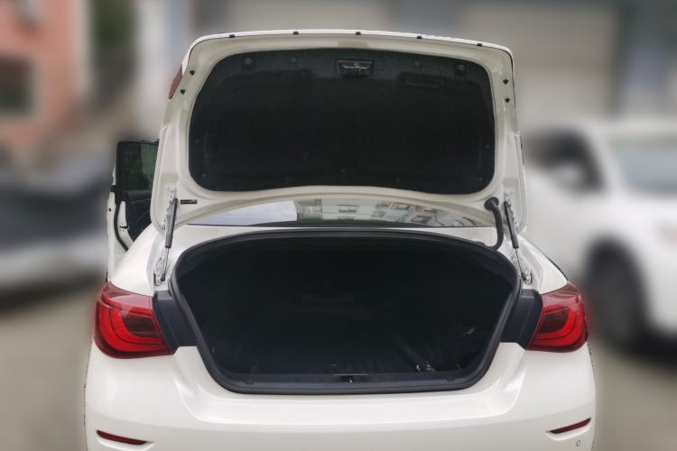 Used Infiniti Q70 2017 Q70L 2.5L Elite Edition Trunk