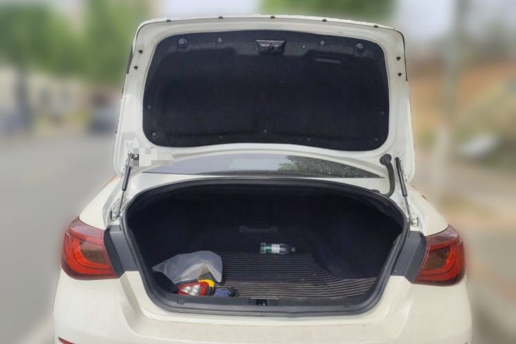 Used Infiniti Q70 2017 Q70L 2.5L Elite Edition Trunk