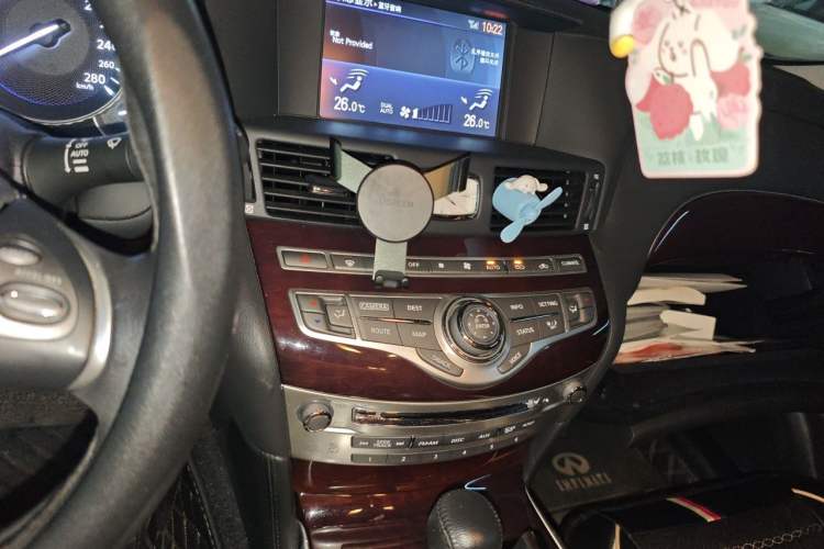 Used Infiniti Q70 2019 Q70L 2.0T Elite Plus Version Audio And AC Panel