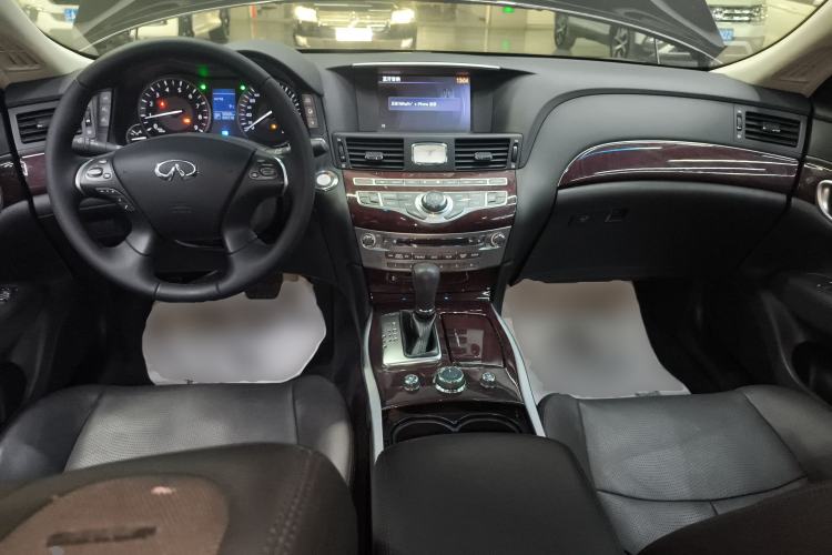 Used Infiniti Q70 2019 Q70L 2.0T Enjoyment Edition PLUS Center Console