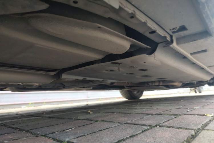 Used Infiniti Q70 2019 Q70L 2.0T Elite Plus Version Chassis Rear Right
