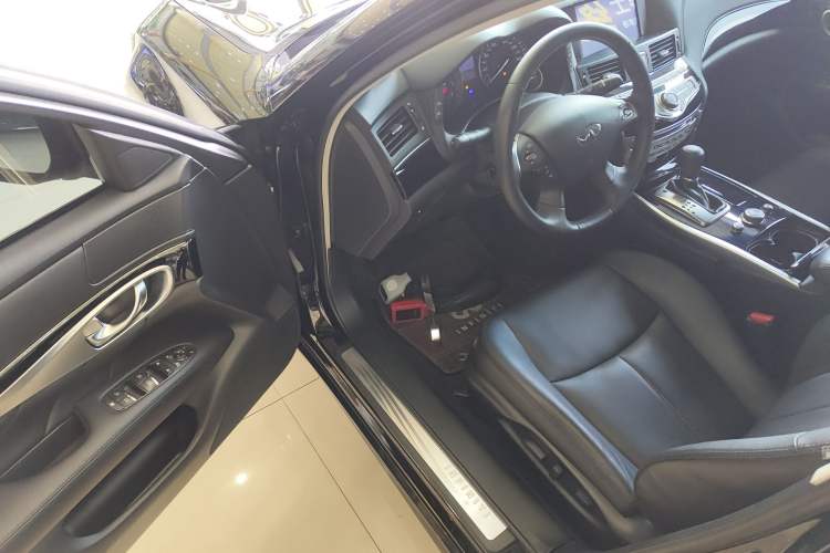 Used Infiniti Q70 2019 Q70L 2.0T Elite Edition Driver Seat