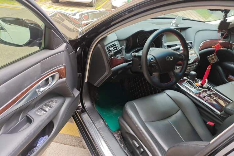 Used Infiniti Q70 2019 Q70L 2.0T Elite Plus Version Driver Seat