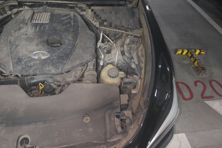 Used Infiniti Q70 2019 Q70L 2.0T Enjoyment Edition Engine Bay Left