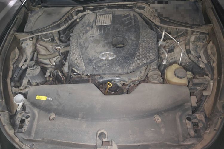 Used Infiniti Q70 2019 Q70L 2.0T Enjoyment Edition Engine Bay